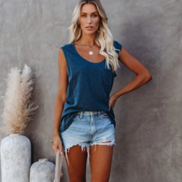 FIONA Pocketed Tee - Picture 6 of 10